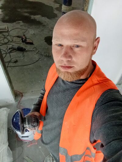  ,   Andrey, 27 ,   c , 