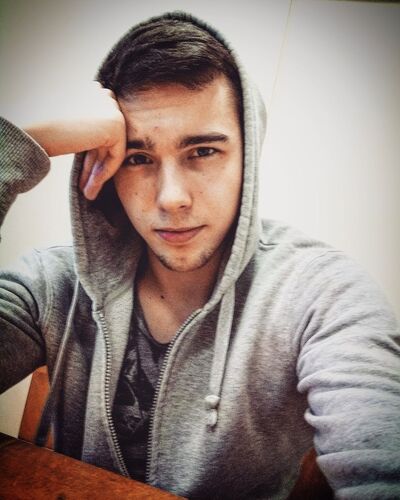  ,   Sasha, 25 ,   ,   , c , 