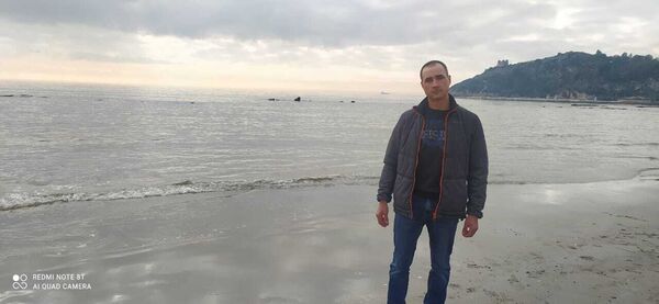  Piaseczno,   Viktor, 39 ,   ,   