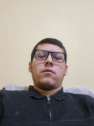  ,   Trader, 23 ,   ,   
