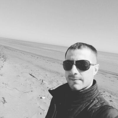  -,   Alex, 32 ,   ,   