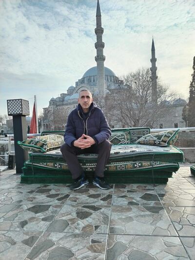  ,   Srdjan, 48 ,   ,   , c 