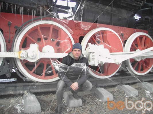  ,   Tom, 35 ,   