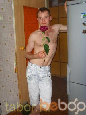 ,   Alex, 37 ,   