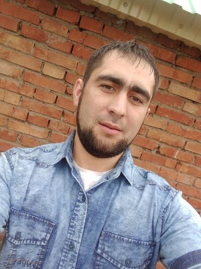  ,   Alma, 33 ,   ,   
