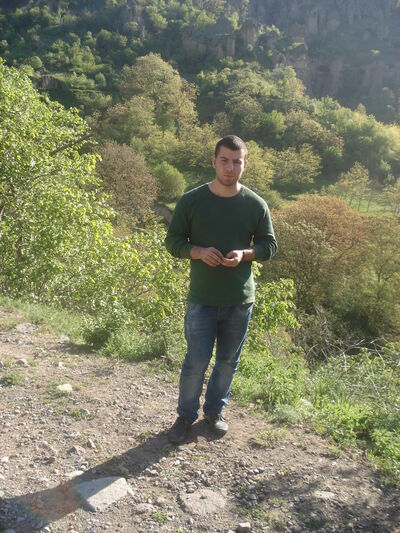  ,   Artur, 31 ,   