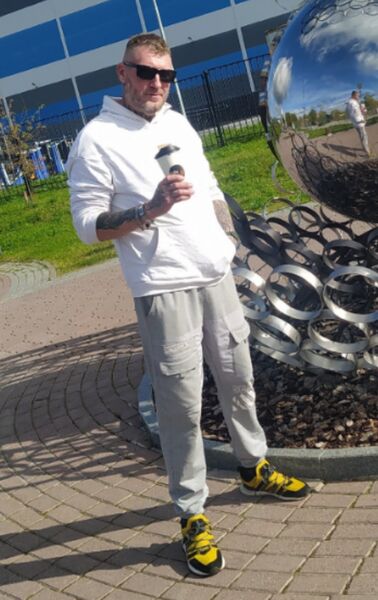  --,   Serzh, 39 ,   ,   , c , 