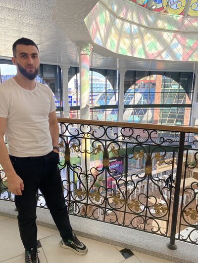  ,   Abubakir, 25 ,   ,   