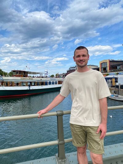  ,   Vlad, 28 ,   ,   