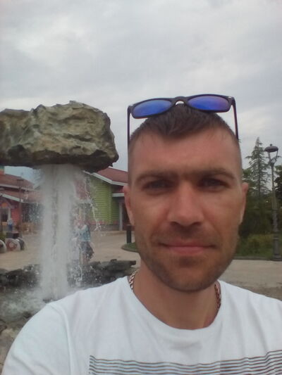  ,   Yurik, 44 ,  
