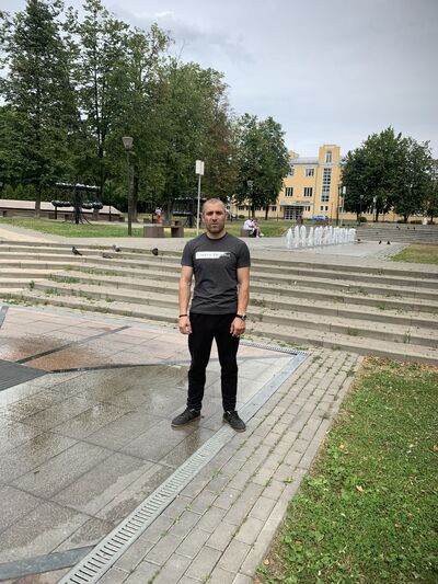  ,   Armen, 26 ,   c 