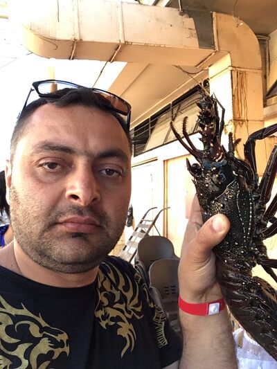  ,   Marat, 42 ,   ,   