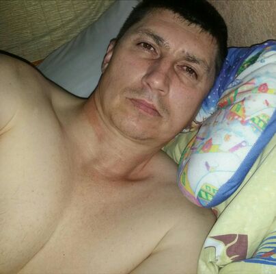  -,   Isya, 47 ,     
