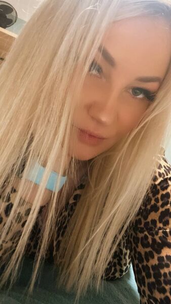  ,   Vikiii, 26 ,   ,   