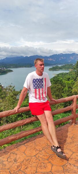  ,   Konstantin, 32 ,   ,   , c 