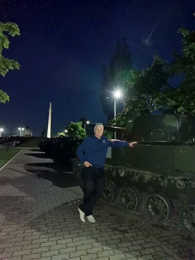  ,   , 64 ,   c , 