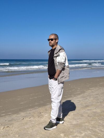  ,   Zoir, 35 ,   ,   