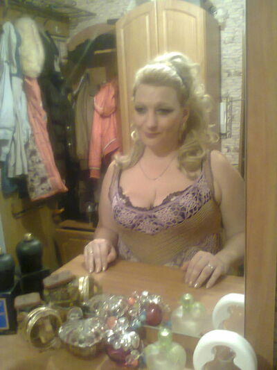  ,   Elena, 52 ,   ,   , c 