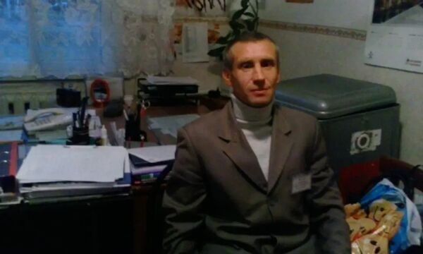  ,   Anton, 33 ,   ,   , c , 
