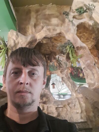  ,   Alex, 40 ,   ,   