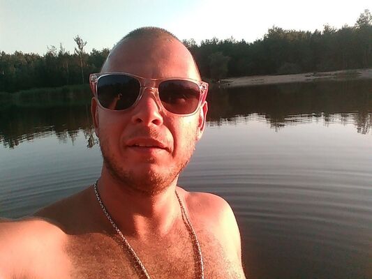  Bielany Wroclawskie,   Anton, 37 ,   