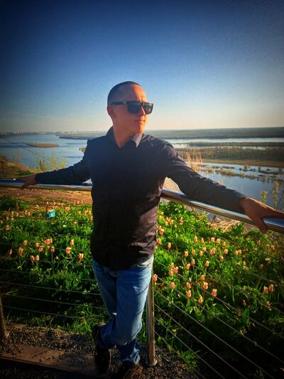  ,   Vyacheslav, 32 ,  