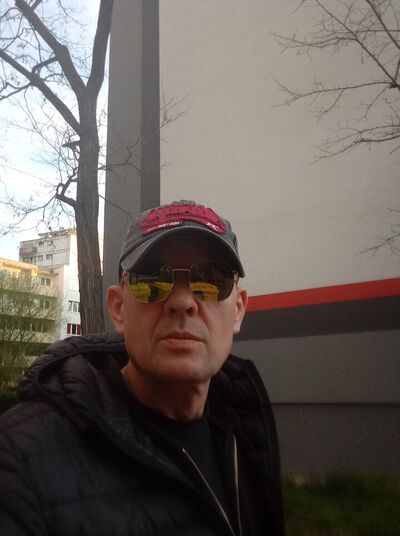  ,   Alexs, 49 ,   ,   