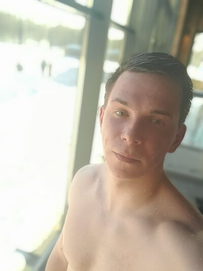  ,   Vladislav, 28 ,   ,   