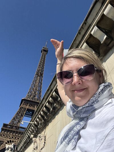  Clichy-sous-Bois,   Viktoria, 39 ,     , c 