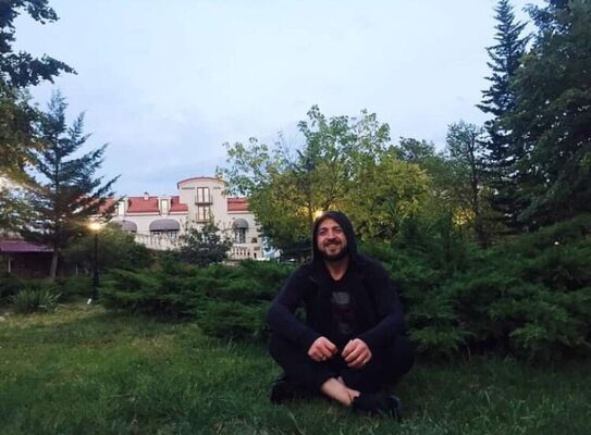  Arenys de Mar,   George, 42 ,   ,   