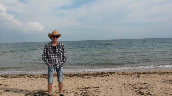  ,   Leo, 36 ,   