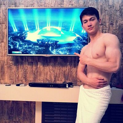  ,   ULuGbeK, 33 ,     , c , 