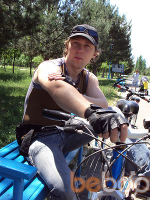  ,   Anton, 39 ,   