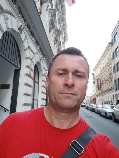  ,   Stefan, 48 ,   ,   