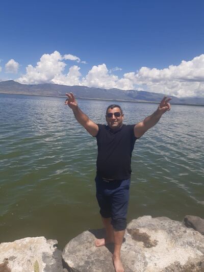  ,   Sargis, 44 ,   ,   