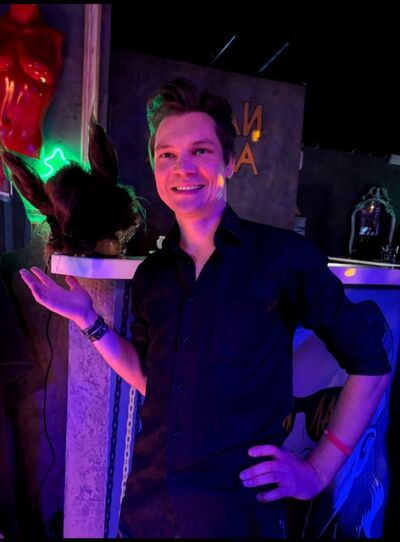  ,   Romeo, 35 ,   ,   , c , 