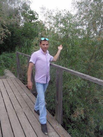  7795134  Maks, 32 ,    