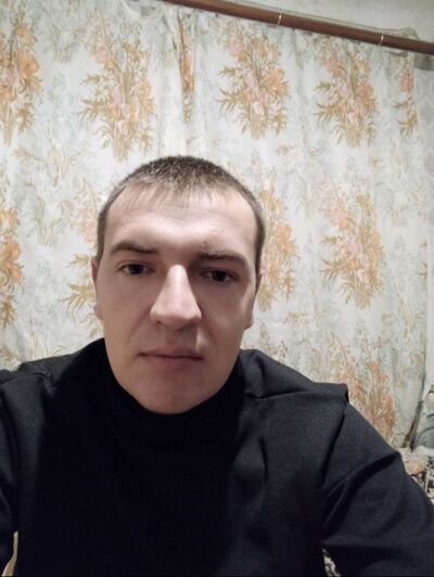  ,   Maxim, 37 ,   ,   