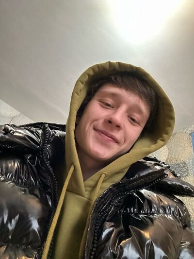  ,   Michael, 24 ,   ,   