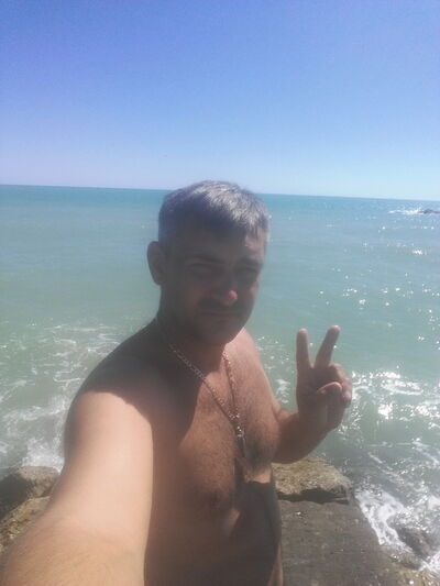  ,   Volodymyr, 42 ,   