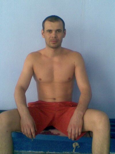  ,   Oleg, 38 ,   