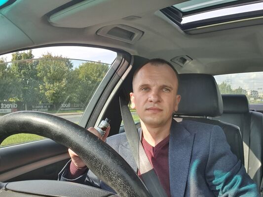  ,   Vitali, 38 ,   ,   
