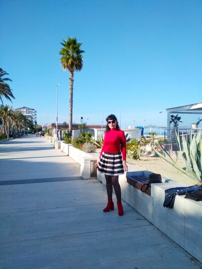  ,   Marina, 59 ,   ,   , c 