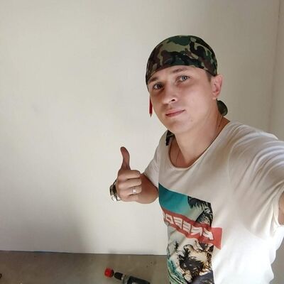  ,   Viktor, 31 ,   ,   , c 