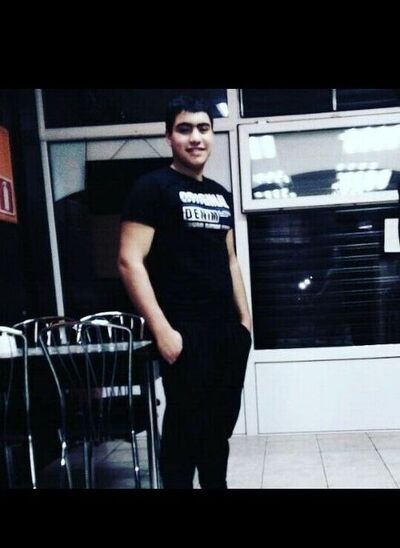  ,   Rinat, 20 ,   
