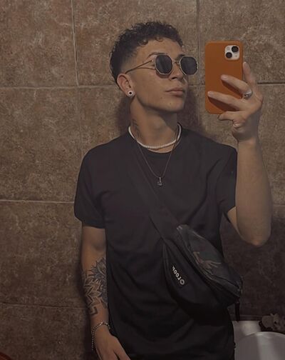  ,   Ashley, 19 ,   