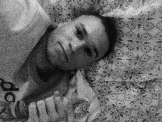  ,   Denis, 29 ,   