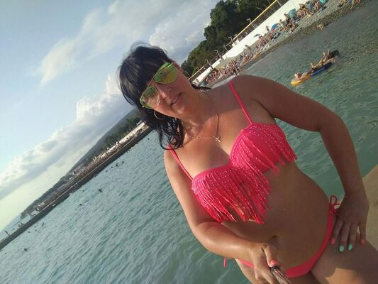  ,   Lyudmila, 44 ,     , c , 