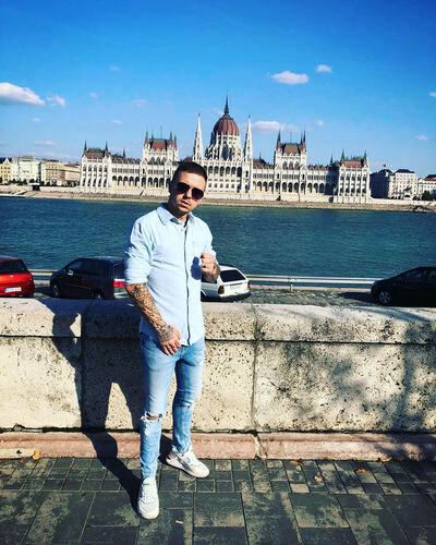  Esztergom,   , 28 ,   ,   