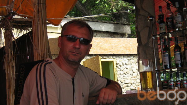  ,   Nikolay, 52 ,   ,   , c , 